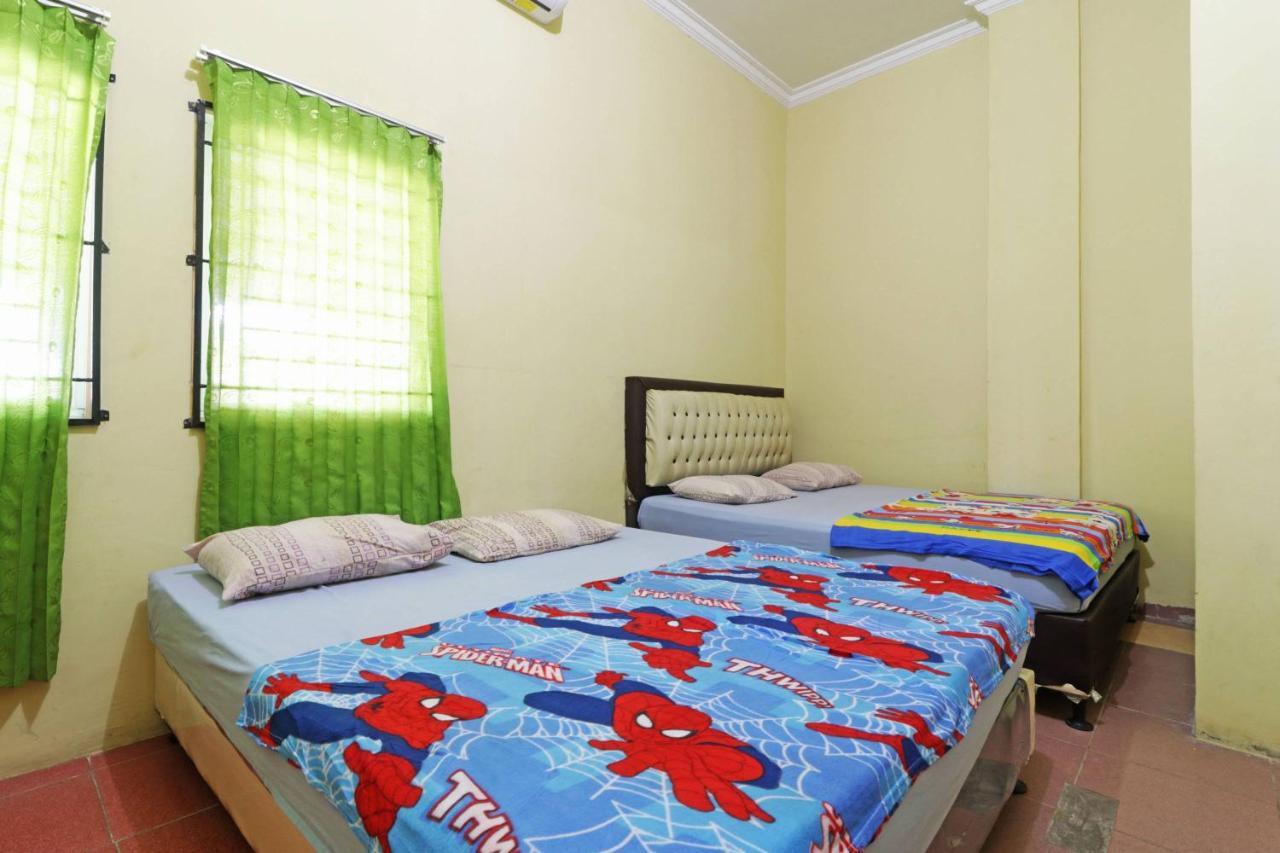 Hotel Wisma Cempaka 2 Syariah Parit  Zewnętrze zdjęcie