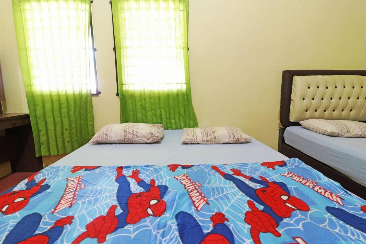 Hotel Wisma Cempaka 2 Syariah Parit  Zewnętrze zdjęcie